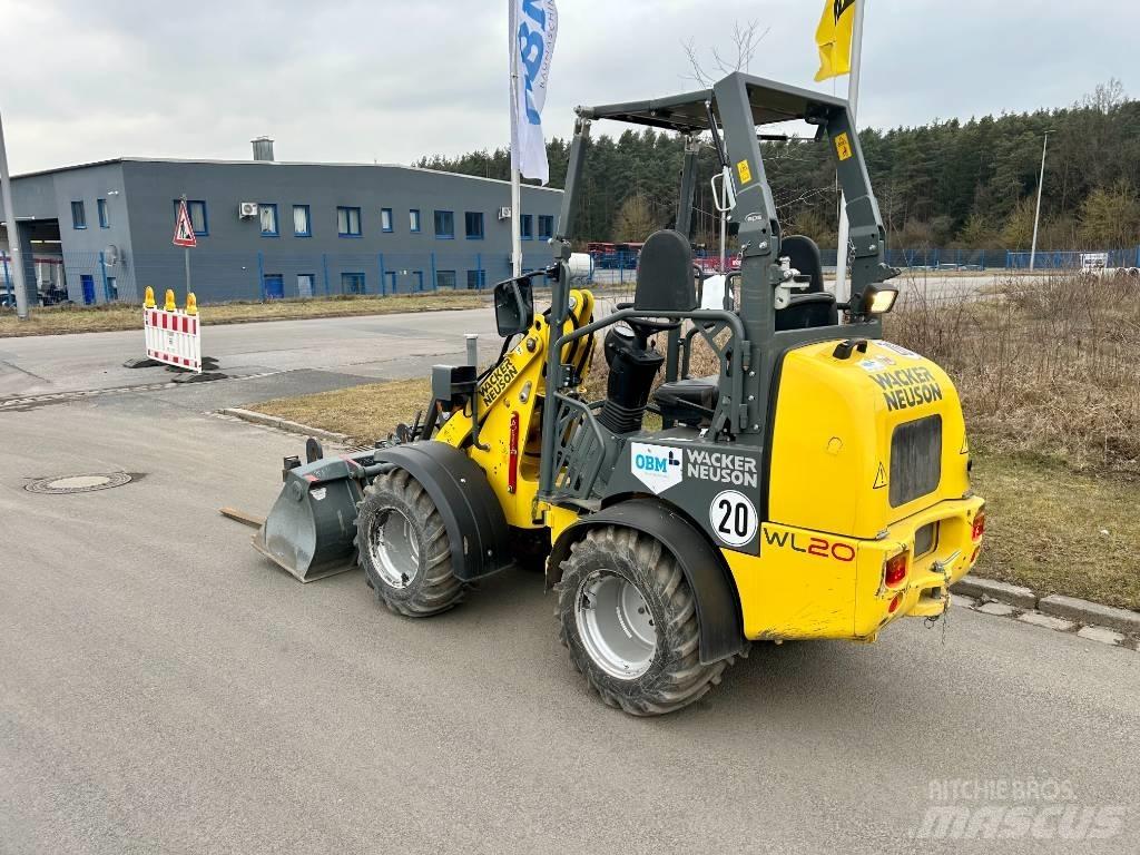 Wacker Neuson WL 20 Kolesové nakladače