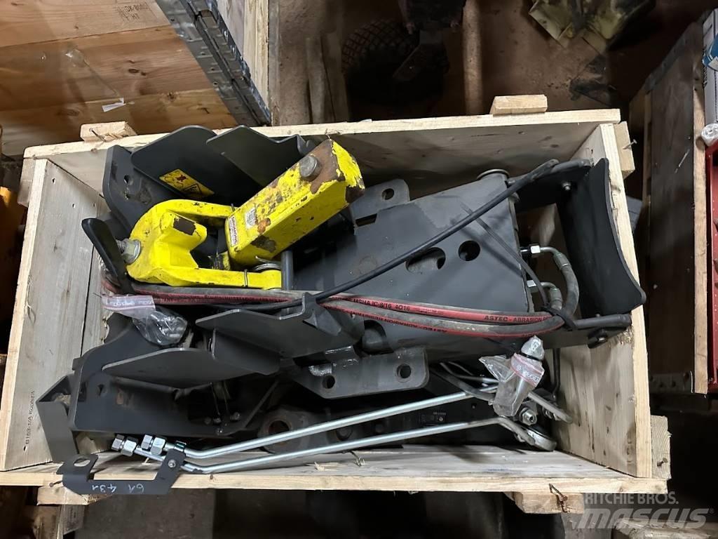 CLAAS Axion 800 Ďalšie príslušenstvo traktorov