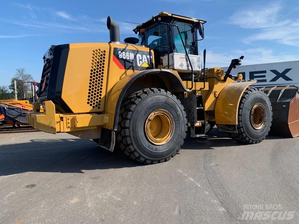 CAT 966MXE Kolesové nakladače