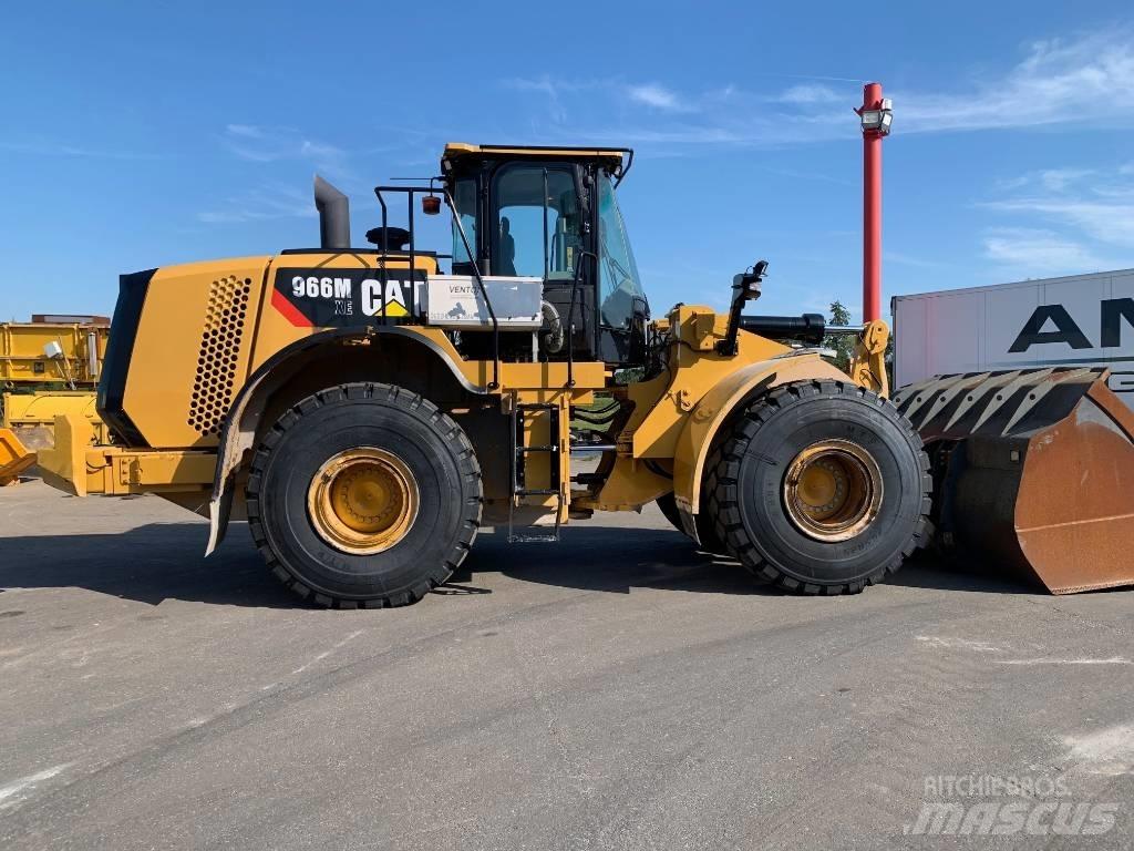 CAT 966MXE Kolesové nakladače
