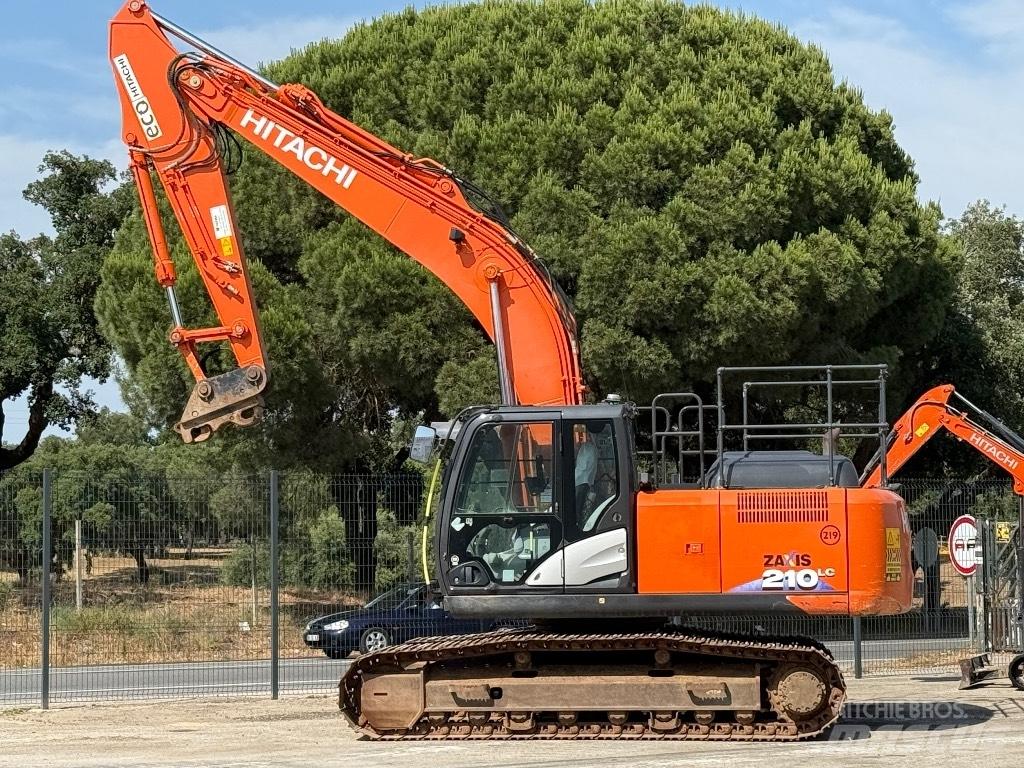 Hitachi ZX 210 LC-6 Pásové rýpadlá