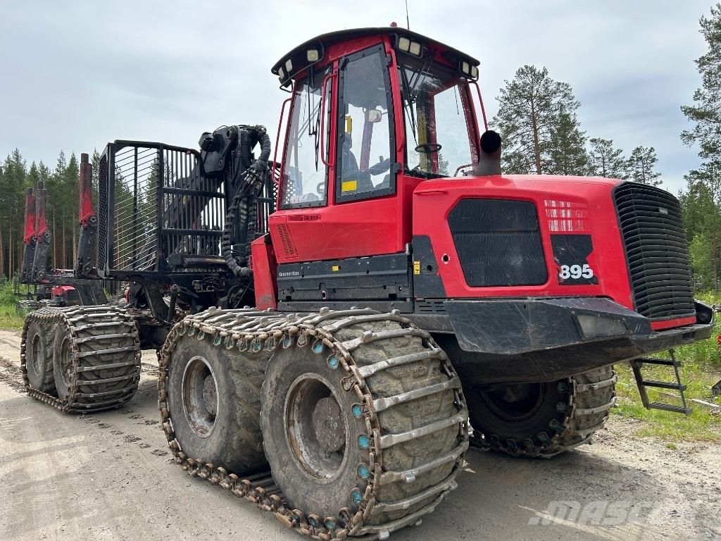 Komatsu 895 Lesné traktory