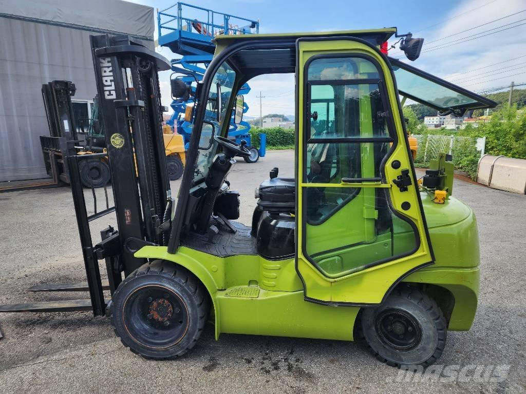 Clark gts30de Dieselové vozíky