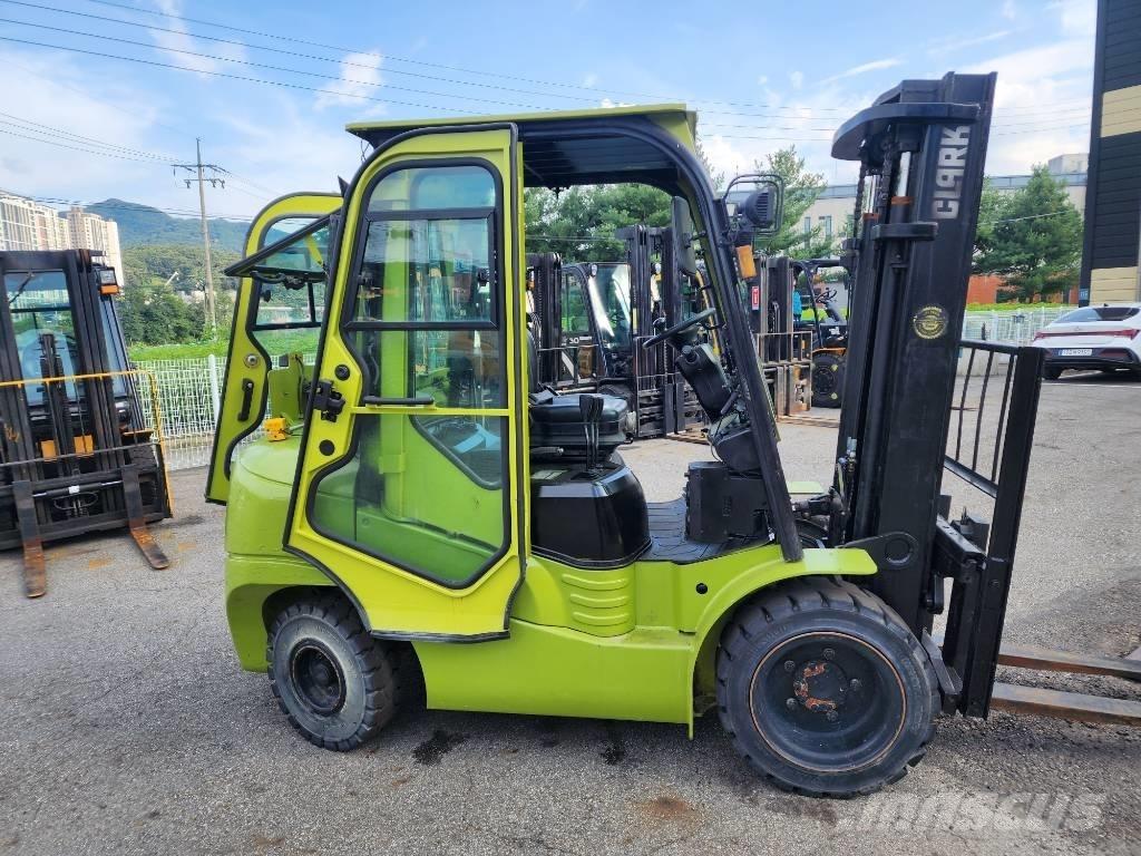 Clark gts30de Dieselové vozíky