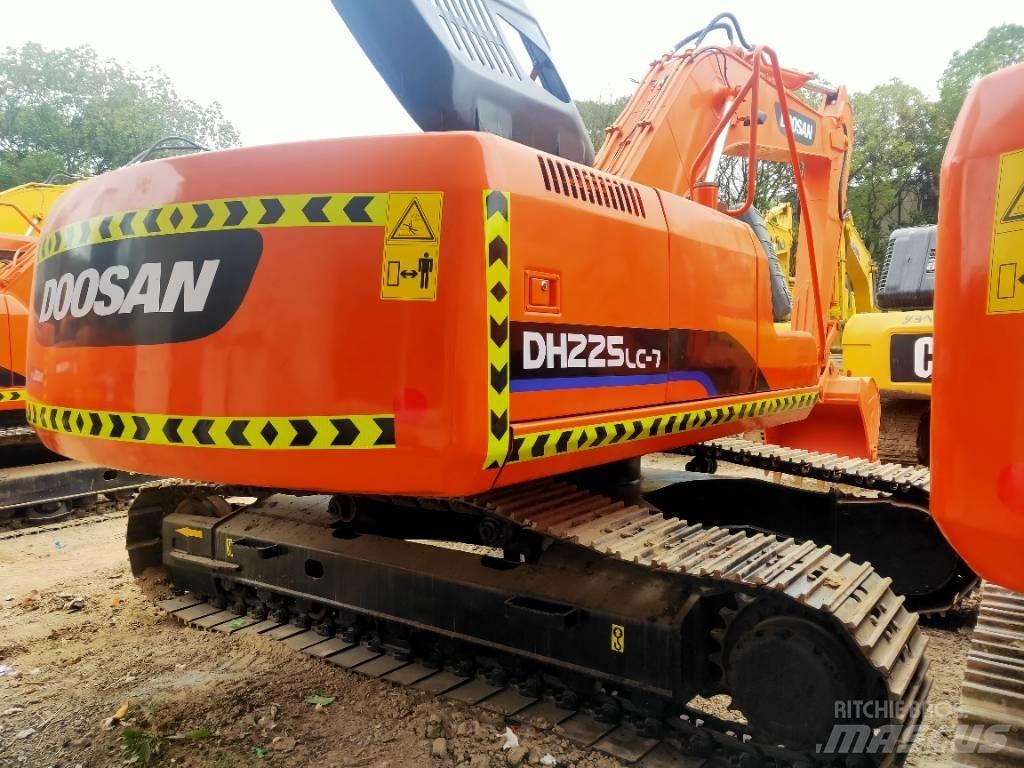 Doosan DH225LC-7 Pásové rýpadlá