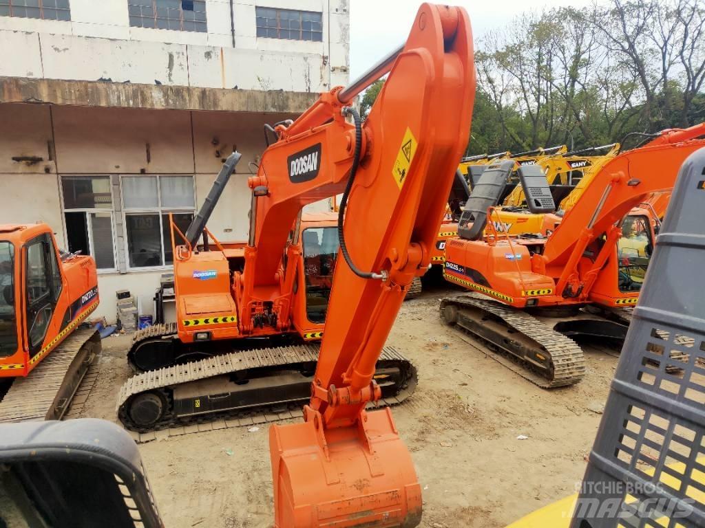 Doosan DH225LC-7 Pásové rýpadlá