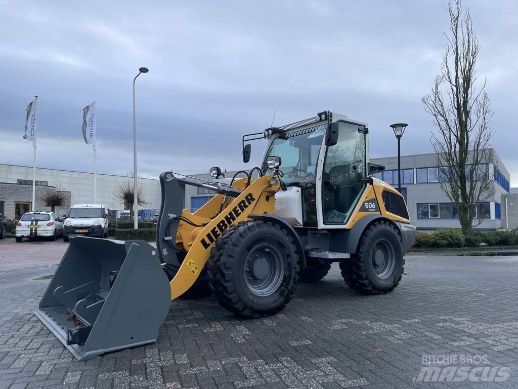 Liebherr L506C Kolesové nakladače