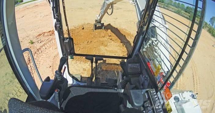 Takeuchi TB280FR Midi rýpadlá 7 t - 12 t