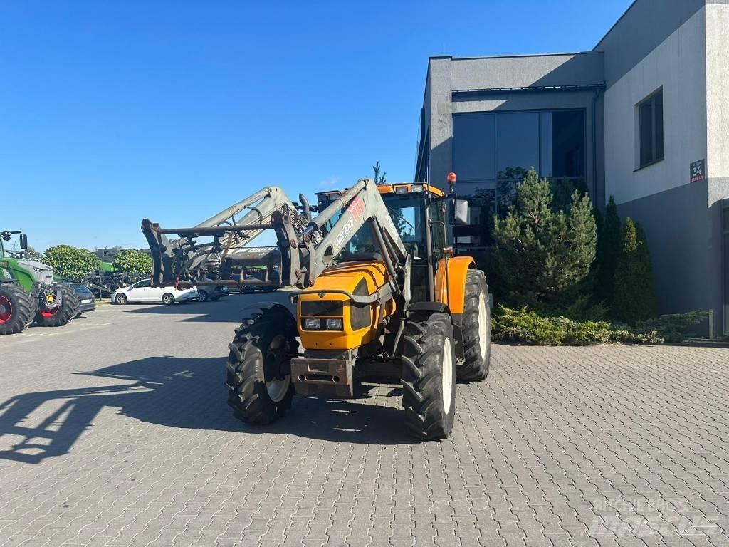 Renault Ares 550 RX Traktory