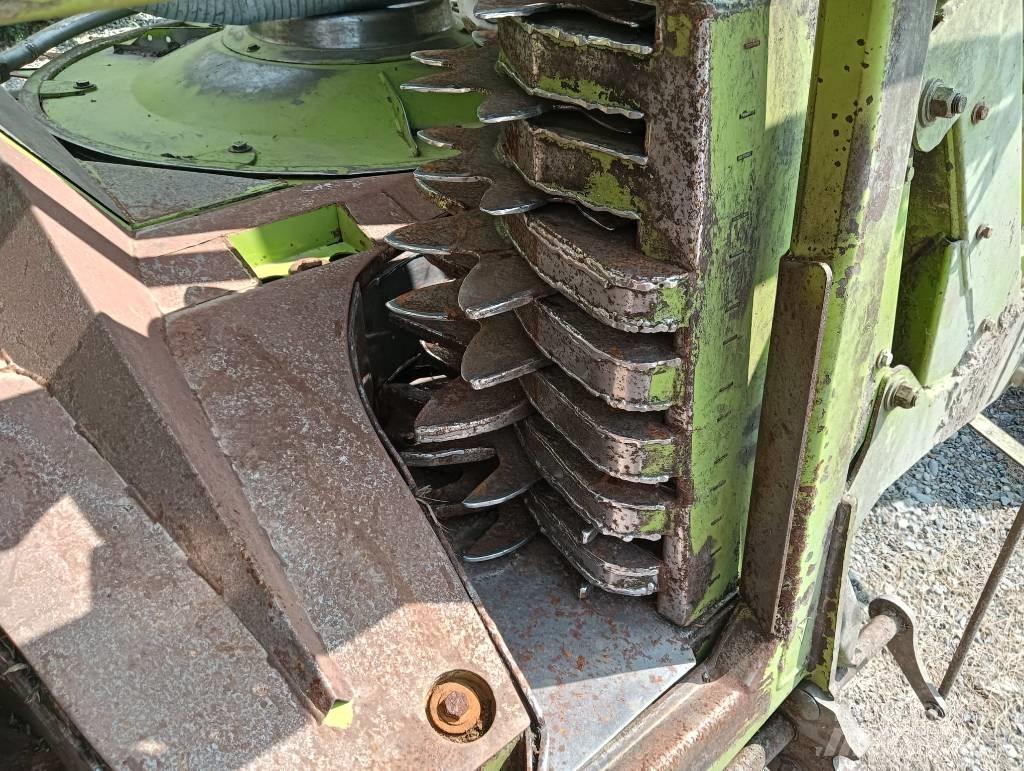 CLAAS Orbis 600 Samochodné kosačky