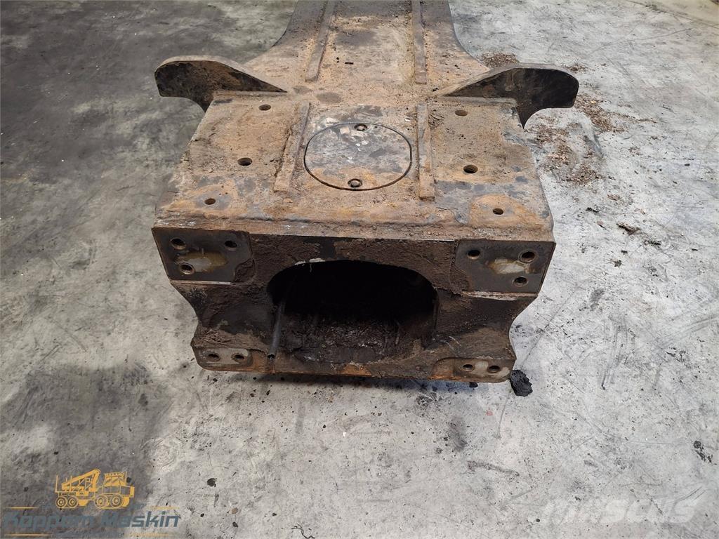 Komatsu 845 Ďalšie komponenty