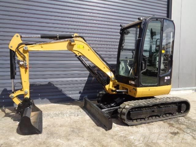 CAT 302.7 D Mini rýpadlá < 7t