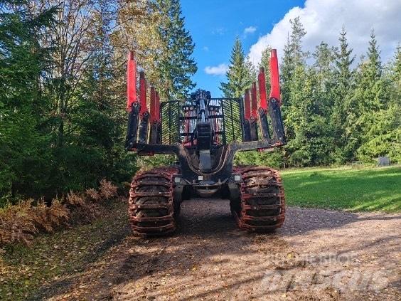 Komatsu 875 Lesné traktory