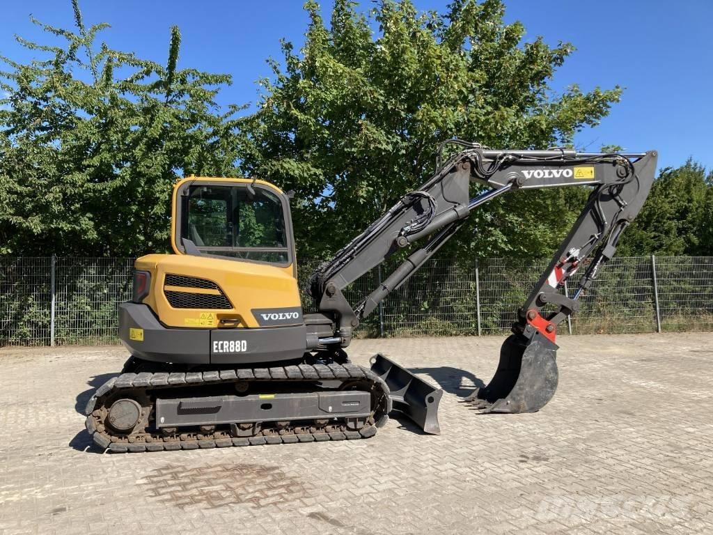 Volvo ECR 88 D Midi rýpadlá 7 t - 12 t