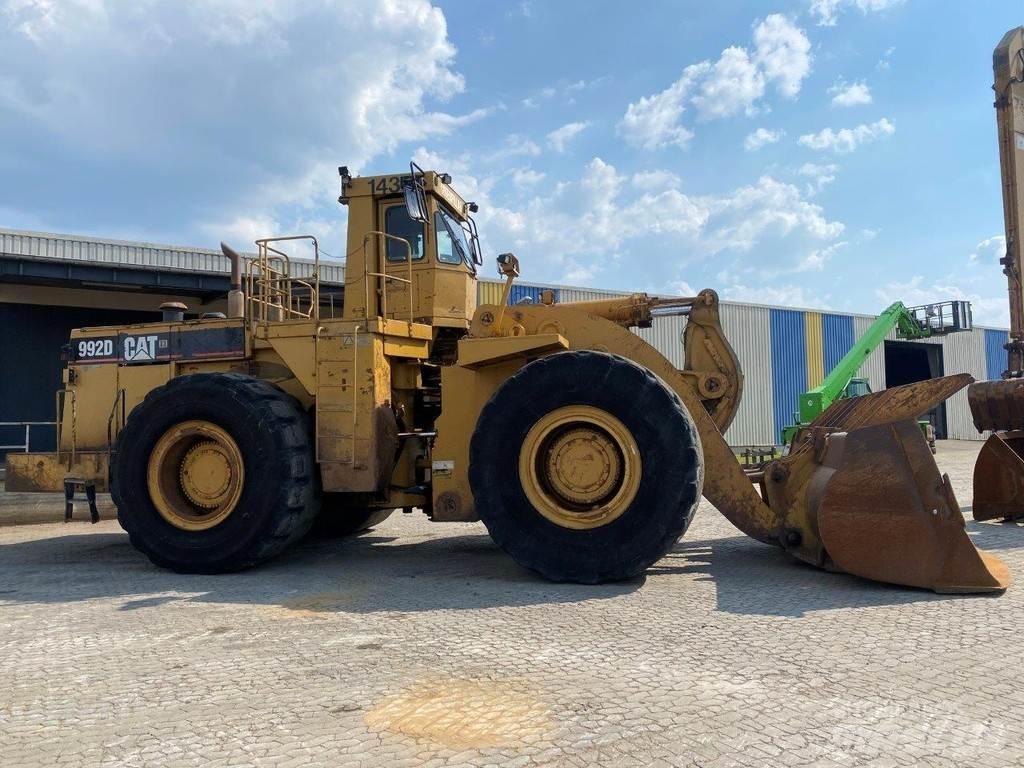 CAT 992 D NVT Kolesové nakladače