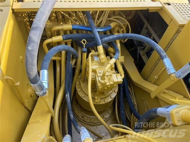 CAT 325 CL Pásové rýpadlá