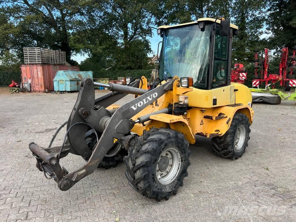 Volvo L 30 B Kolesové nakladače