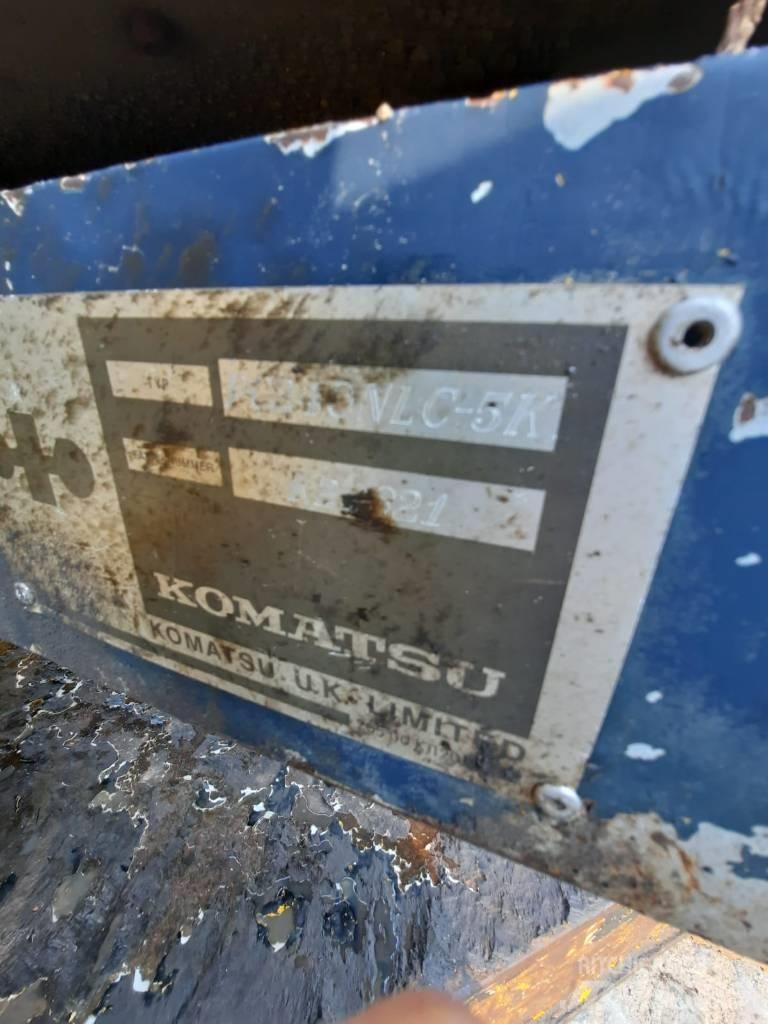 Komatsu PC240NLC-5K Pásové rýpadlá
