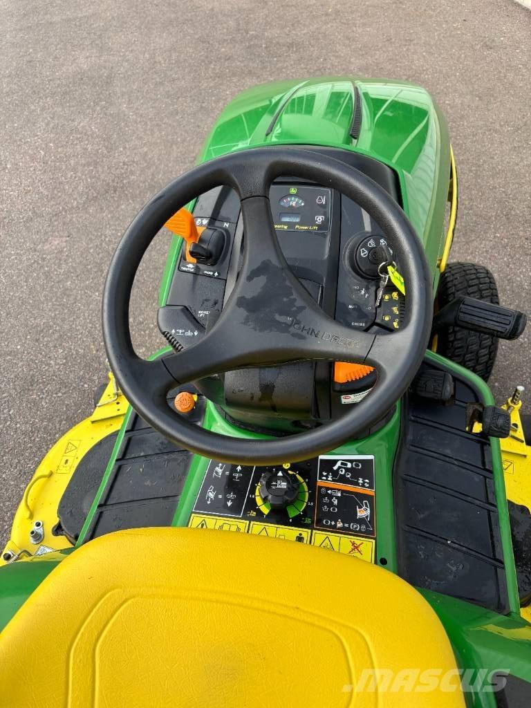 John Deere X 540 Samochodné kosačky
