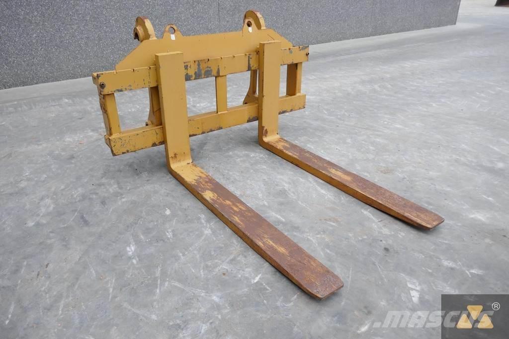 CAT 966/972 Forks Doprava – ostatné