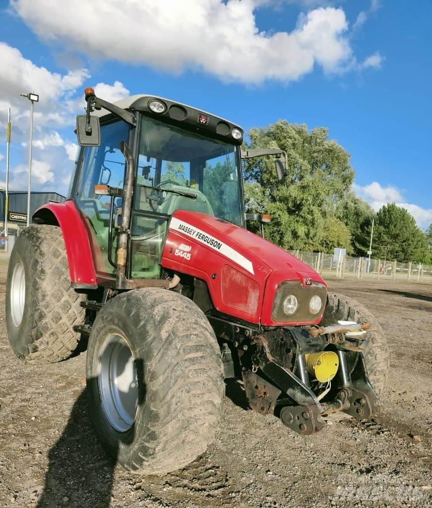 Massey Ferguson 5445 Traktory