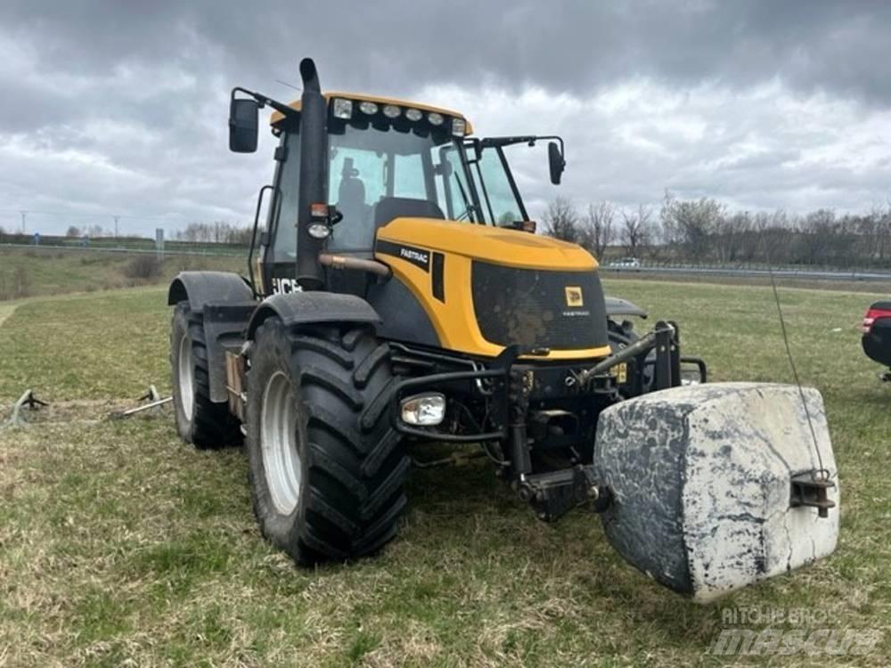 JCB Fastrac 2155 Traktory