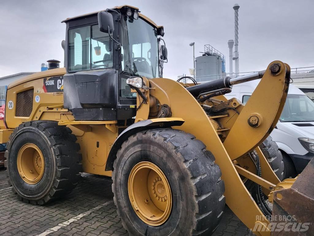 CAT 930 K Kolesové nakladače