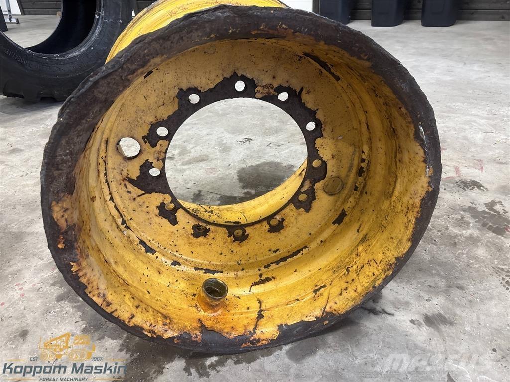 Rottne H20 24x30,5 Pneumatiky, kolesá a ráfiky