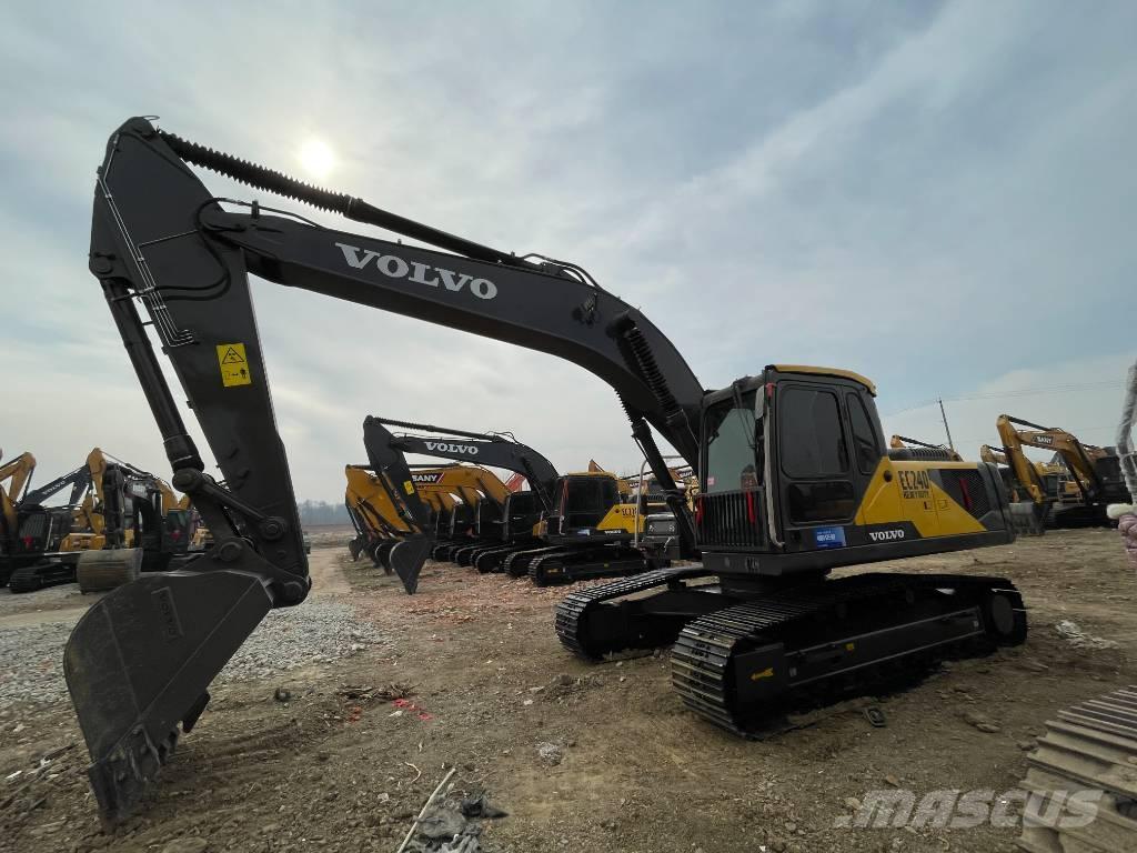 Volvo EC 240 Pásové rýpadlá
