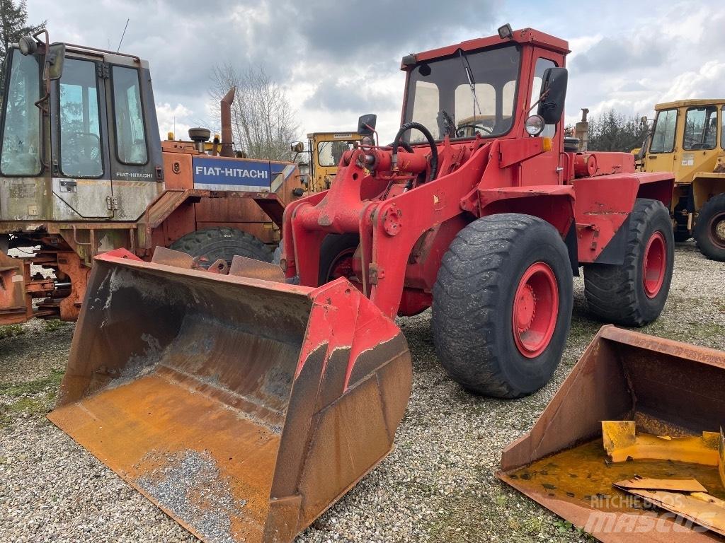 Hanomag 44C Kolesové nakladače