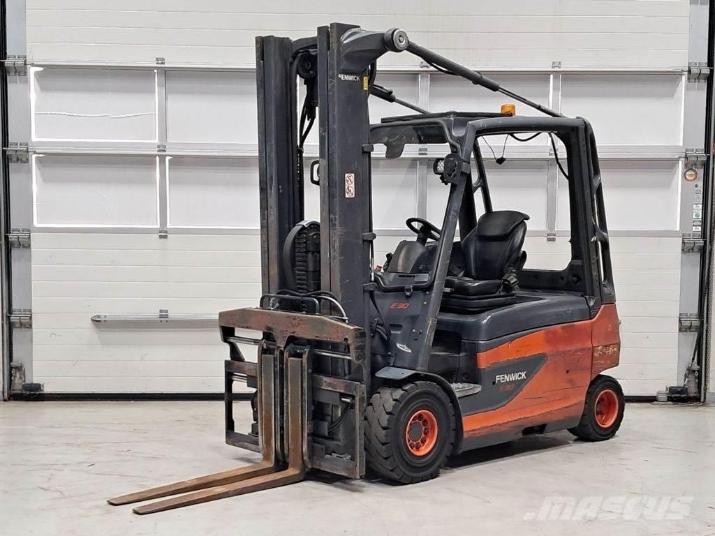 Linde E30L-01 Akumulátorové vozíky