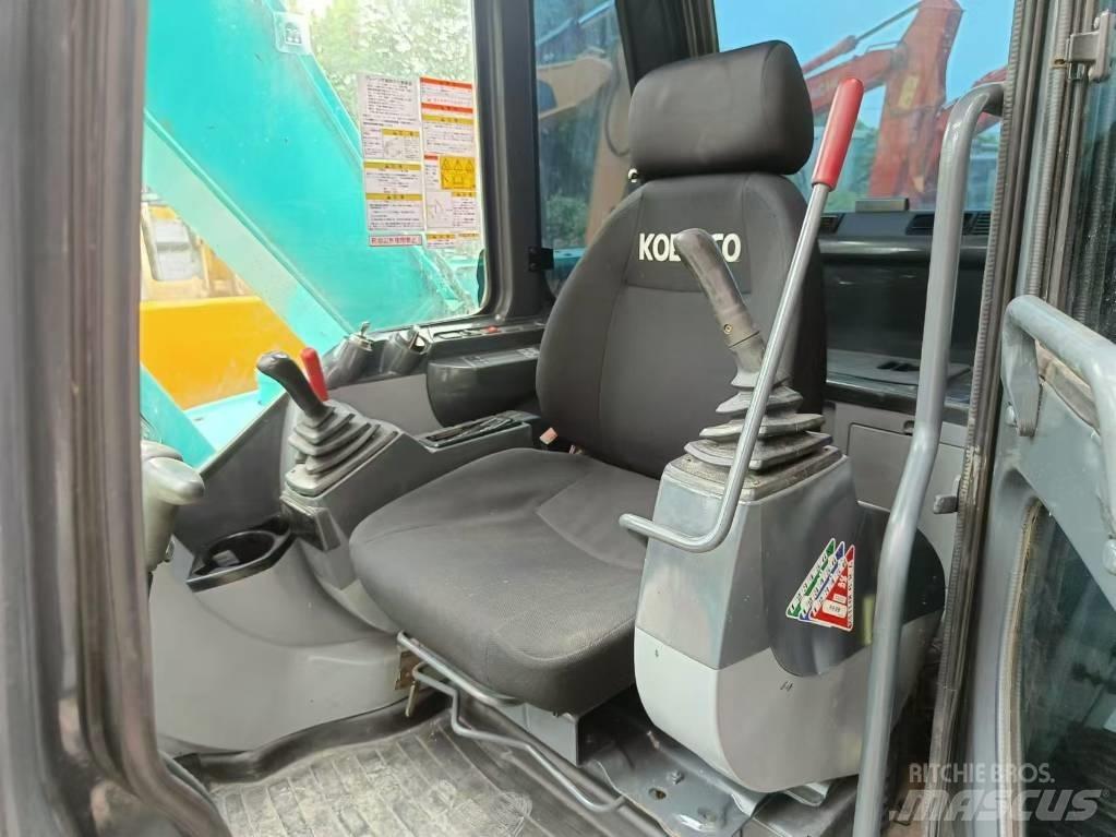 Kobelco SK 75 Midi rýpadlá 7 t - 12 t