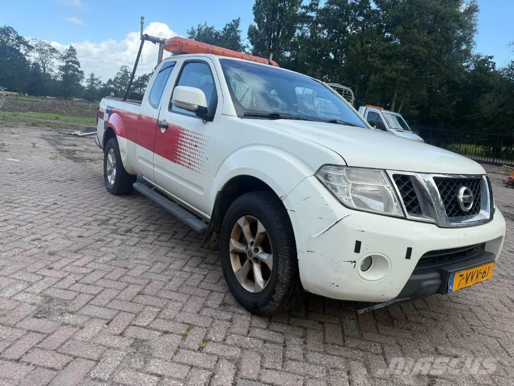 Nissan Navara Nakladacia/sklápacia bočnica