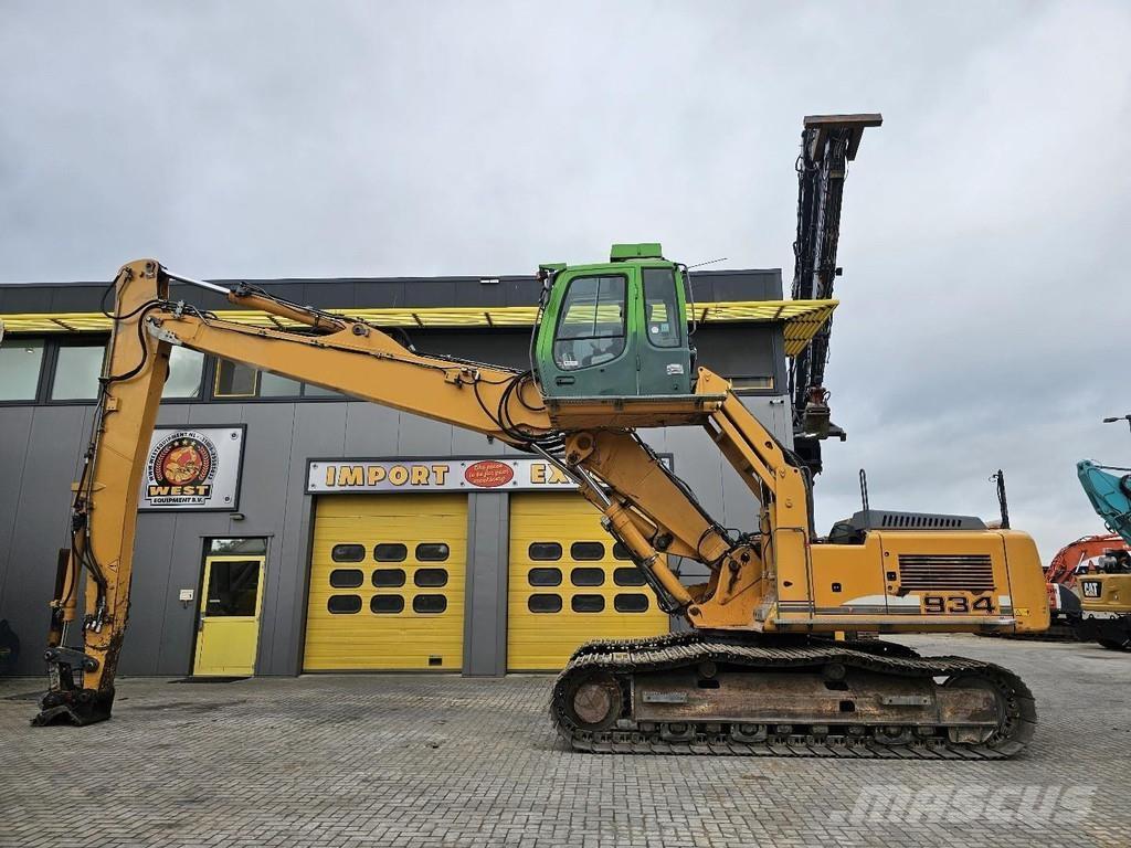 Liebherr R934C Pásové rýpadlá