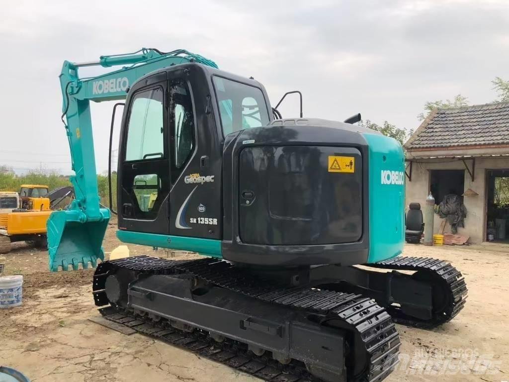 Kobelco SK 135 Pásové rýpadlá