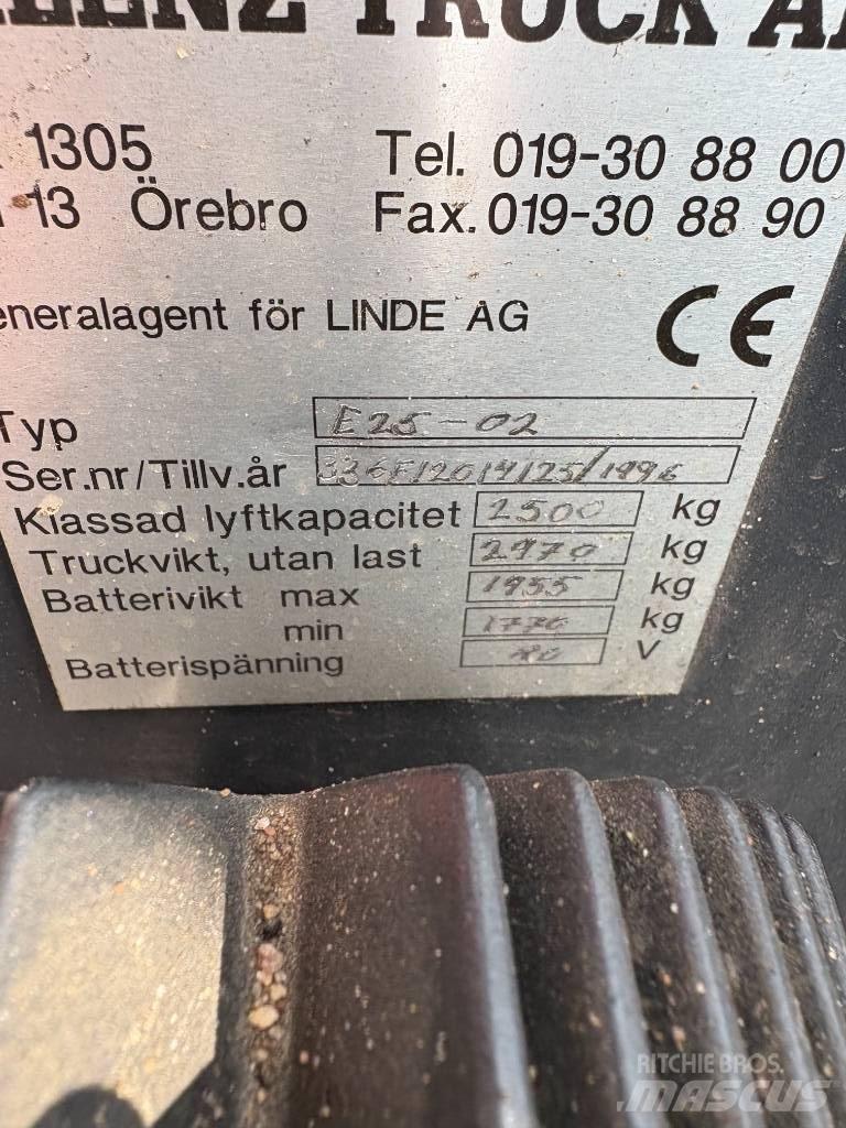 Linde E 25 Akumulátorové vozíky