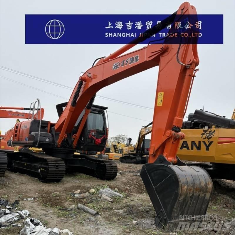 Hitachi ZX 210 Pásové rýpadlá
