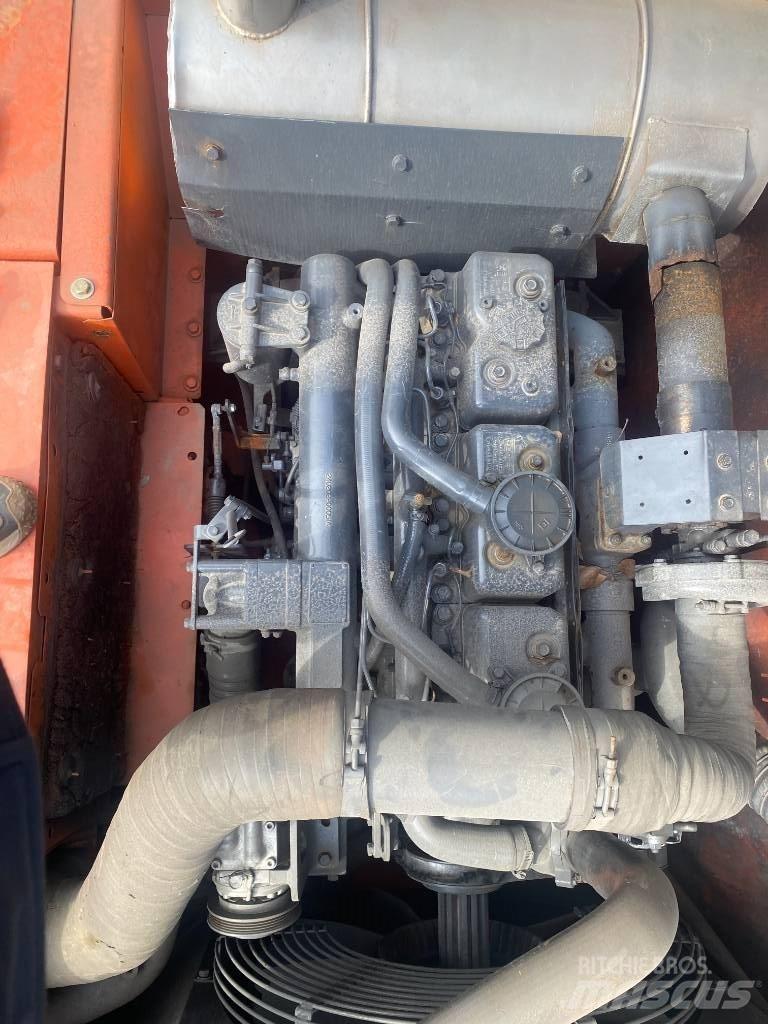 Doosan DX300LC-9C Pásové rýpadlá