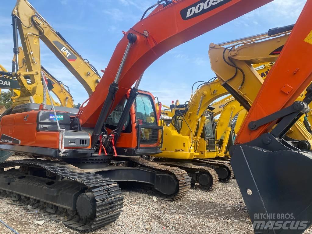 Doosan DX300LC-9C Pásové rýpadlá