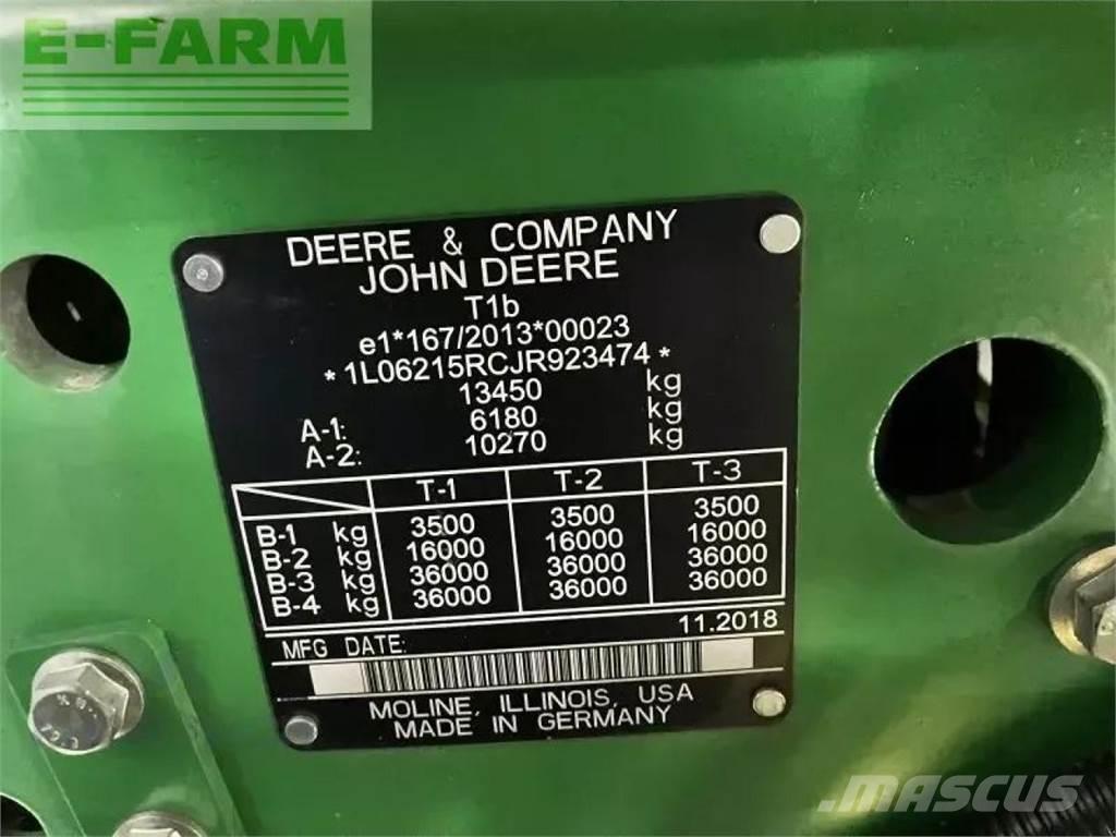 John Deere 6215r Traktory
