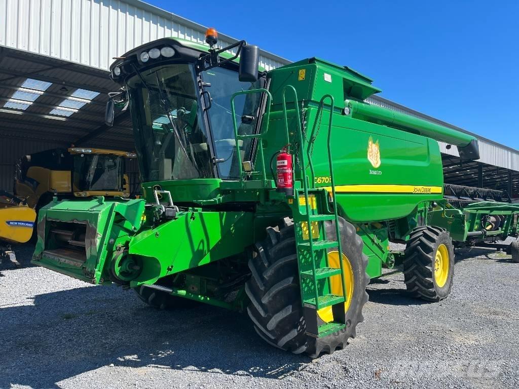 John Deere C 670 I Kombinované zberacie stroje