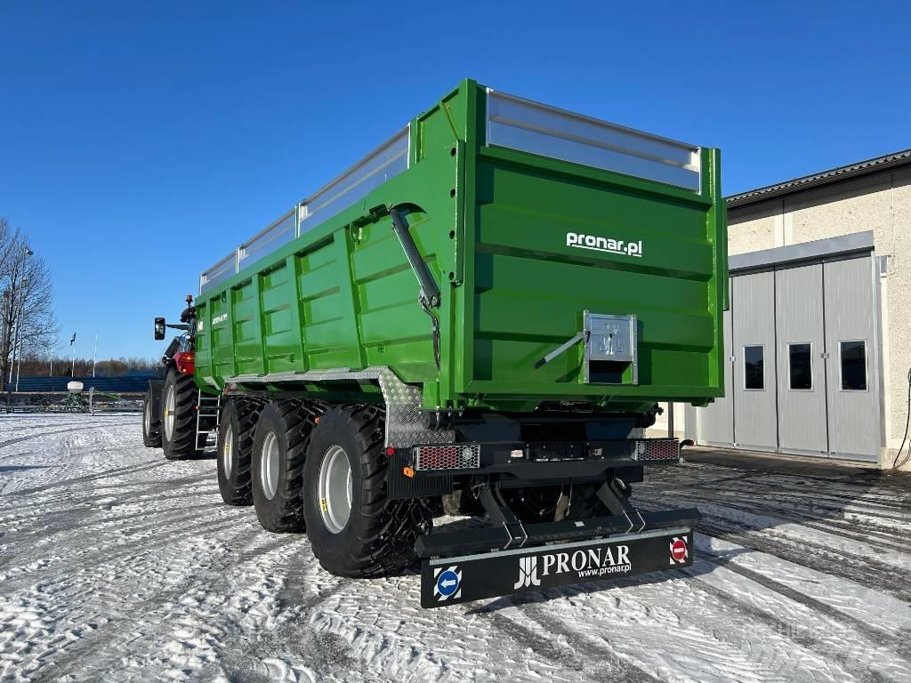 Pronar T8724 Vyklápacie prívesy