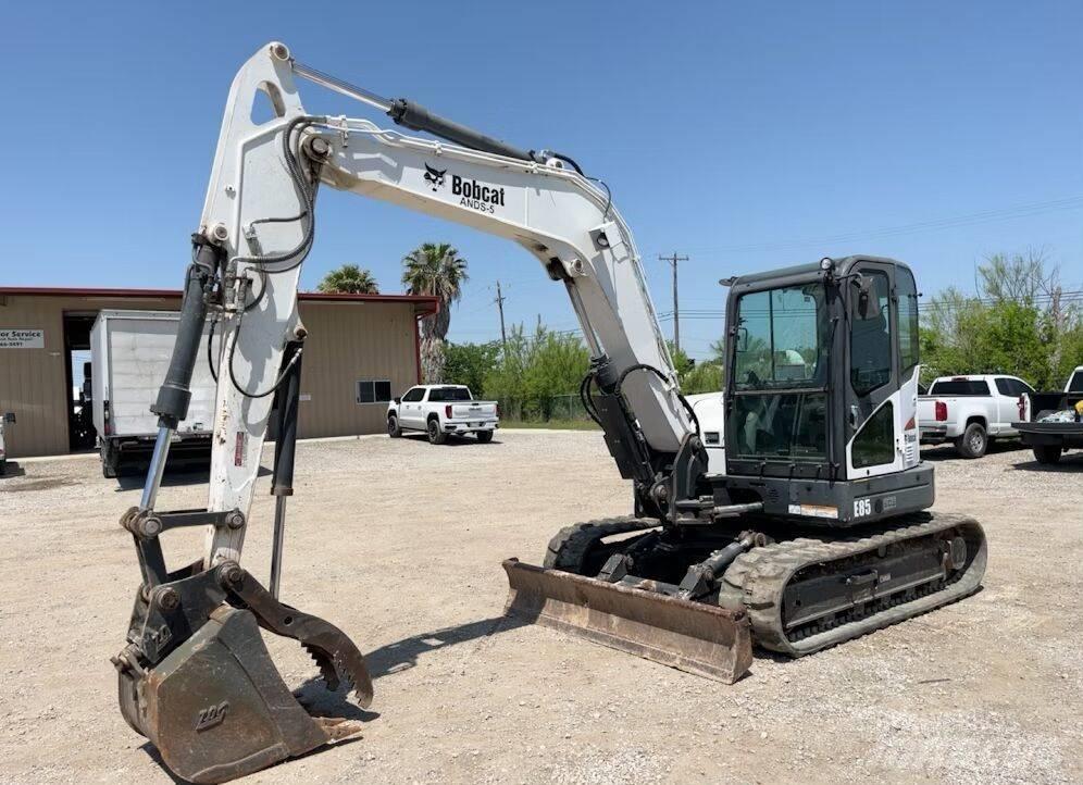 Bobcat E 85 Pásové rýpadlá