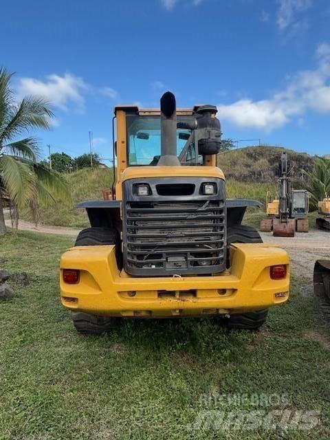 Volvo L 90 F Kolesové nakladače