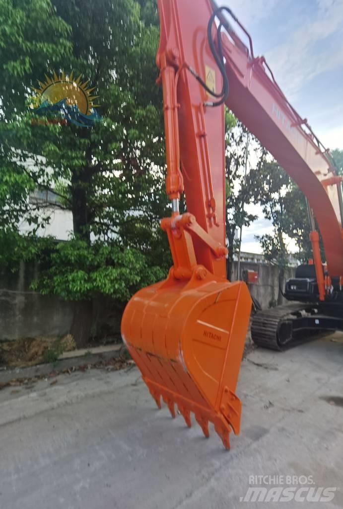 Hitachi ZX 200 LC-5 Pásové rýpadlá