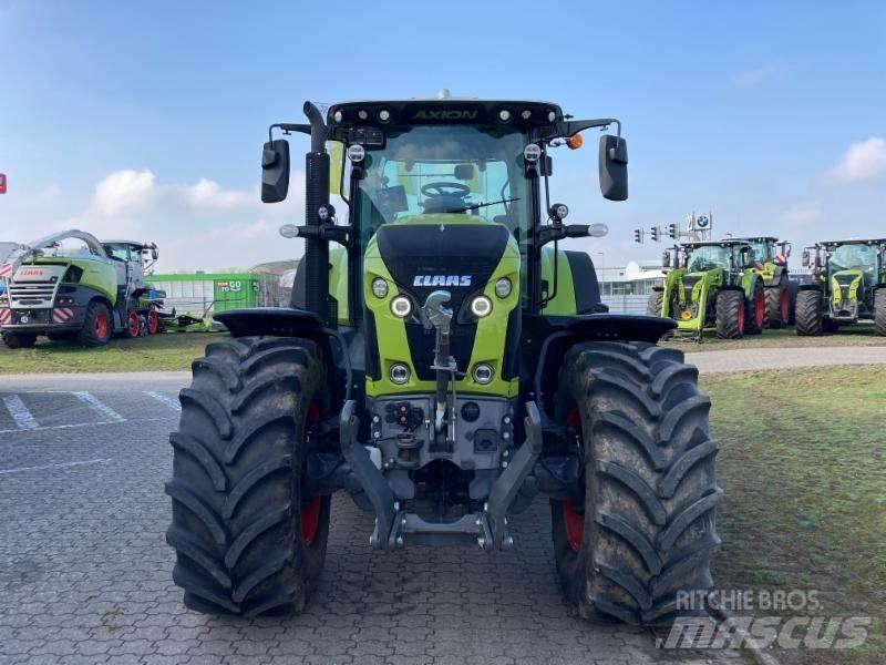 CLAAS AXION 830 Traktory