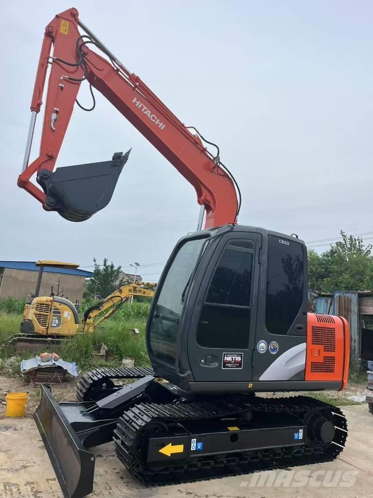 Hitachi ZX 70 Pásové rýpadlá