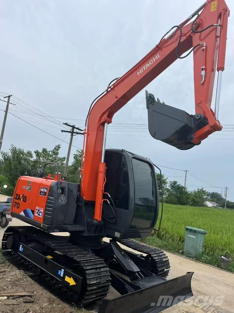 Hitachi ZX 70 Pásové rýpadlá