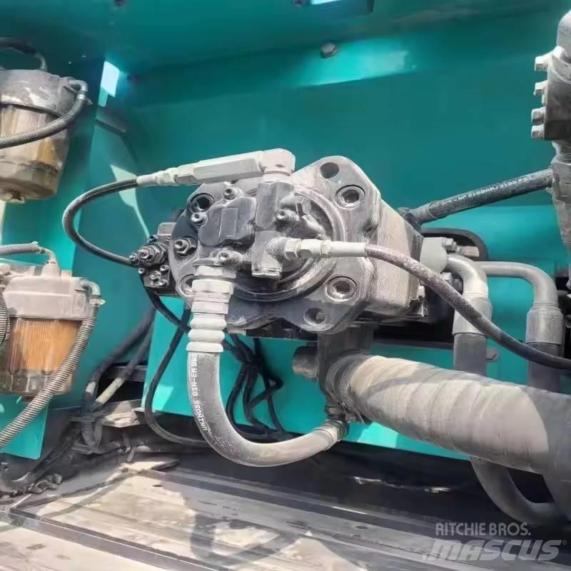 Kobelco SK 330 Pásové rýpadlá