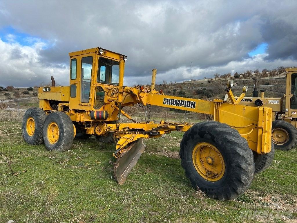 Champion 760 Grejdery